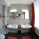 فندق Conti Am Hauptbahnhof 3*