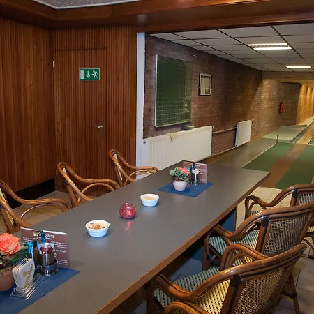 Conti Am Hauptbahnhof 3*