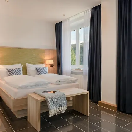 Conti Am Hauptbahnhof Otel