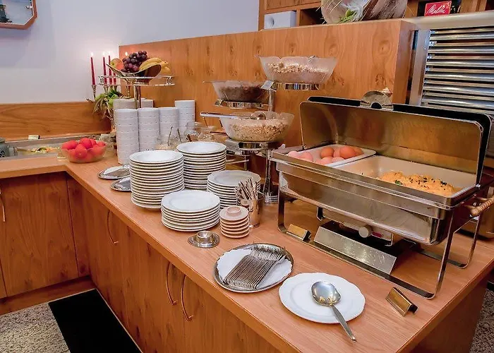 Conti Am Hauptbahnhof 3*