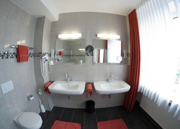 Hotell Conti Am Hauptbahnhof 3*